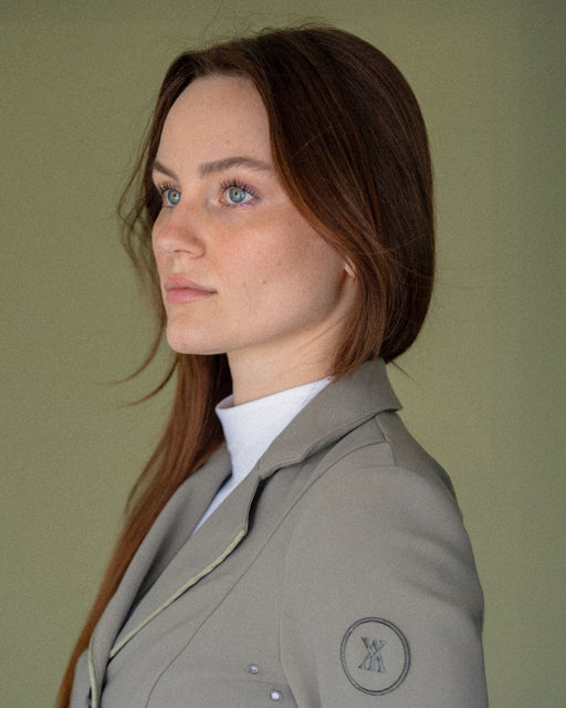 Performance Show Jacket Sage thumbnail image