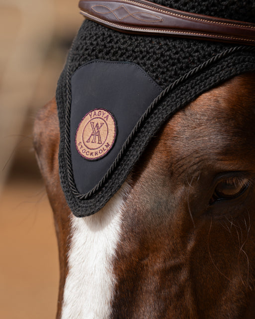 Performance Horse Bonnet Black thumbnail image