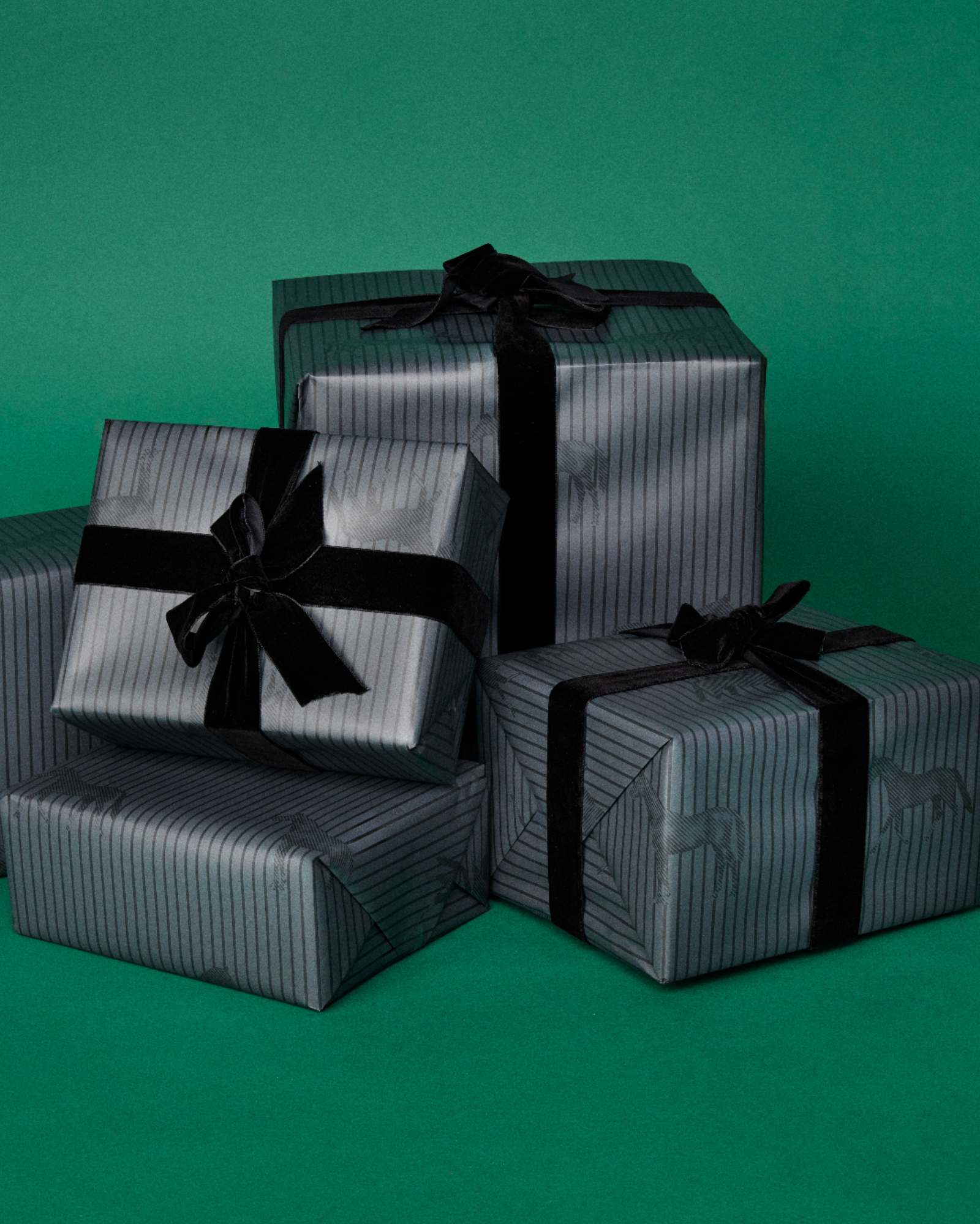 Gift Wrapping image