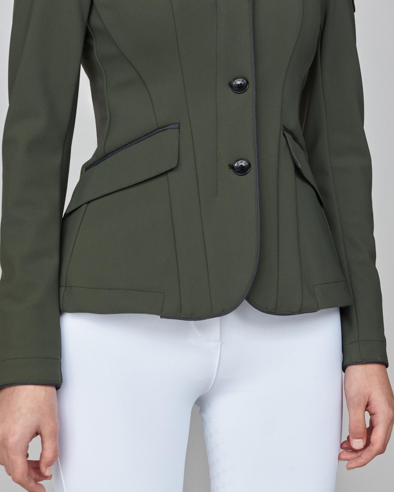 Performance Show Jacket Green image