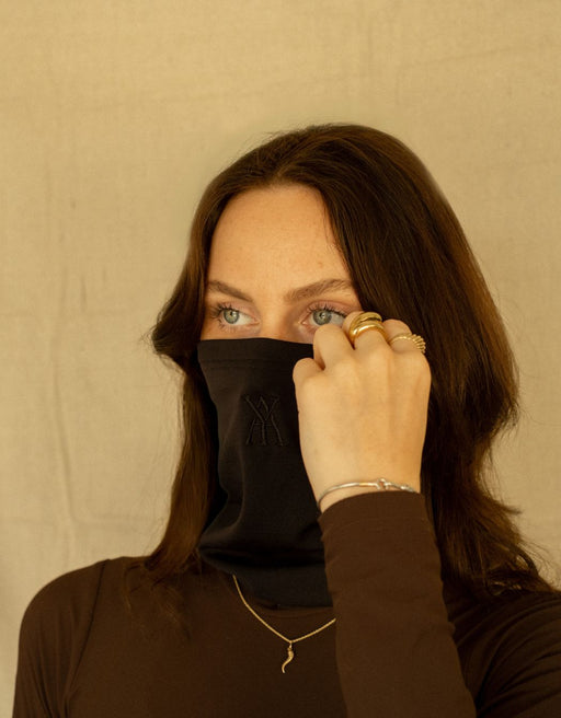 Signature Winter Buff Black thumbnail image